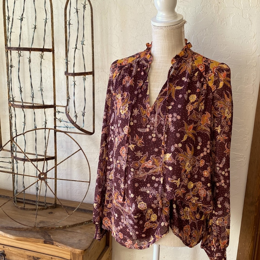 🎉 MAISON & D’ AME’LIA FLORAL TOP‼️